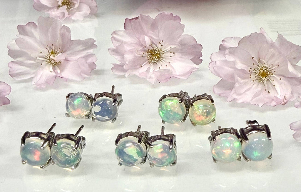 Natural Opal Stud Earring 6mm