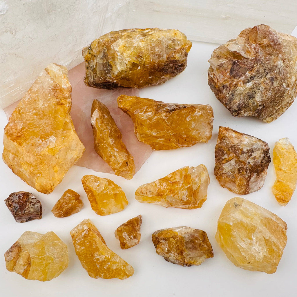 Golden Healer Rough Stone Crystal: 400-600g