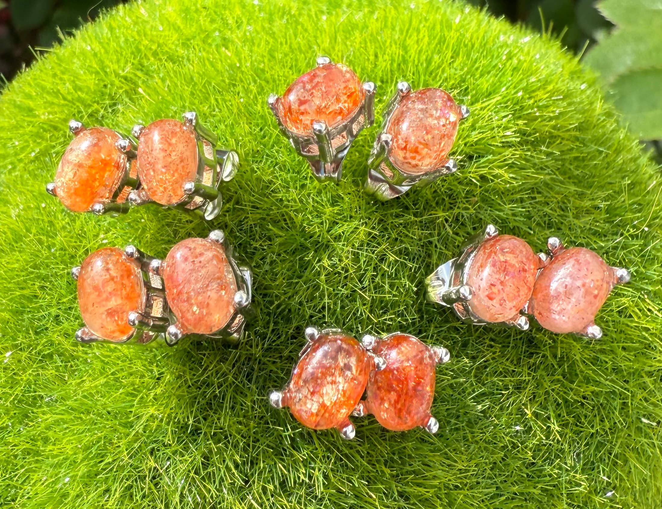 Natural Sunstone Stud Earring 5x7mm