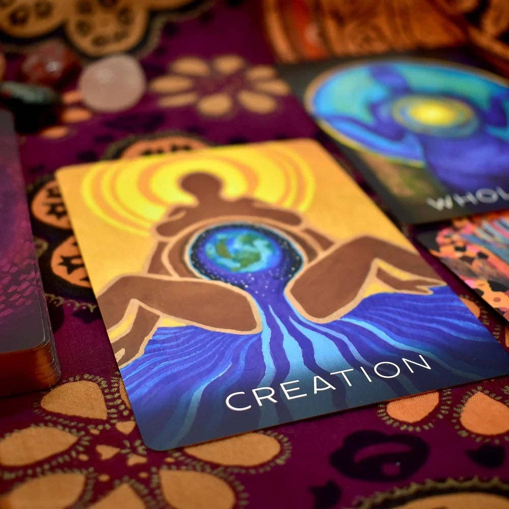 Wisdom of the Divine Feminine: Oracle for heart-centered embodiment and wholeness