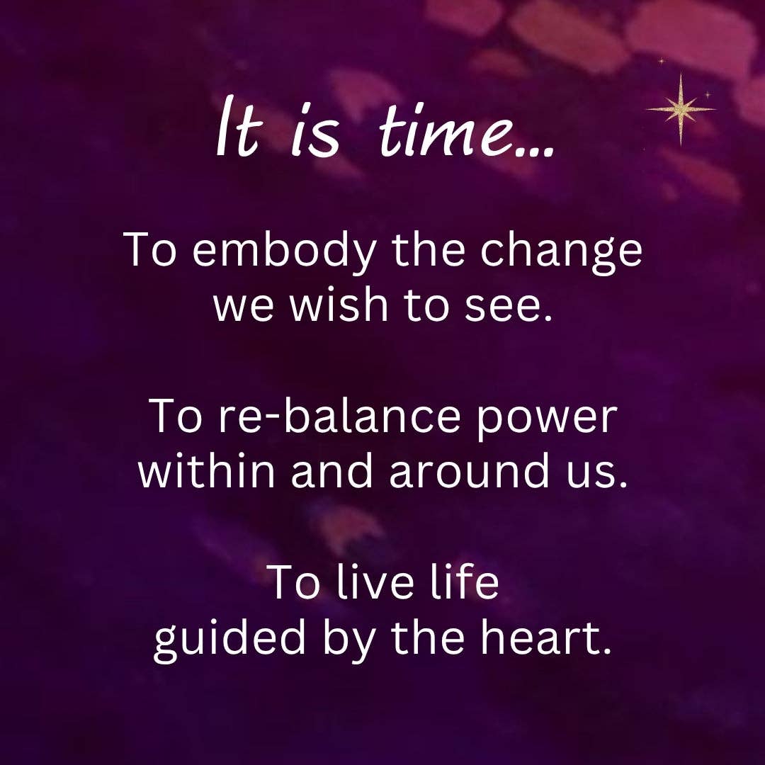 Wisdom of the Divine Feminine: Oracle for heart-centered embodiment and wholeness