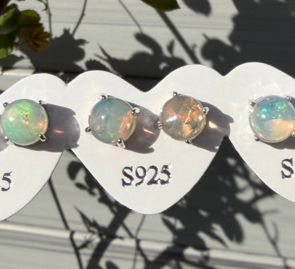 Natural Opal Stud Earring 6mm