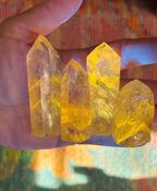 RARE Phantom Powellite UV Reactive Tower Fluorescent Crystal: 41-50 gram Powellite Tower