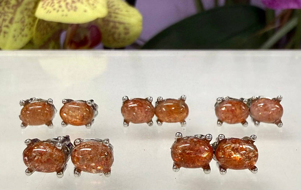 Natural Sunstone Stud Earring 5x7mm