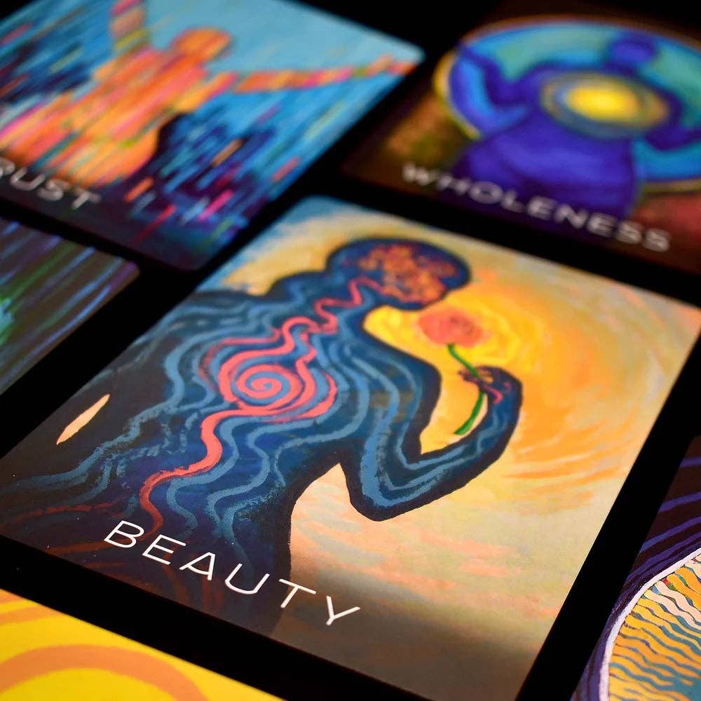 Wisdom of the Divine Feminine: Oracle for heart-centered embodiment and wholeness