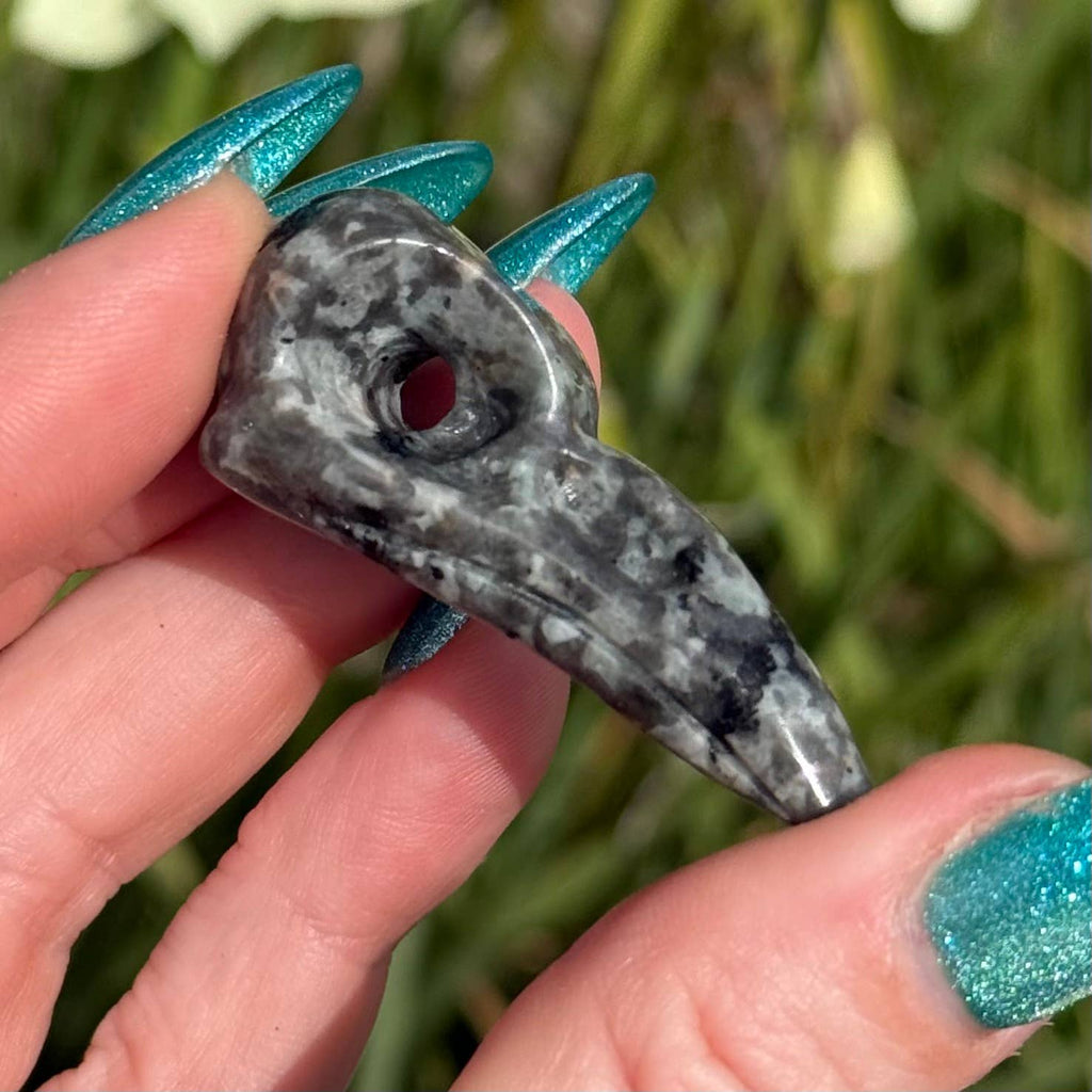 Yooperlite Raven Skull