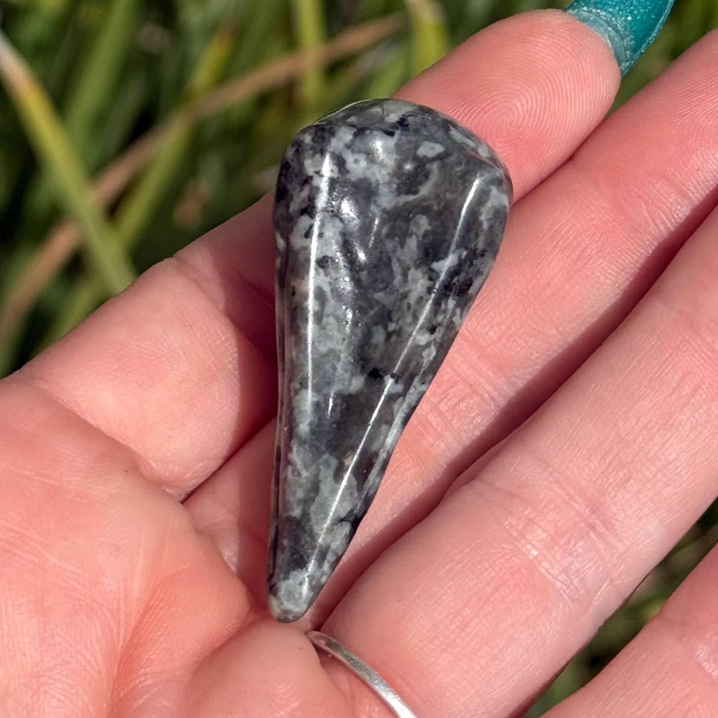 Yooperlite Raven Skull
